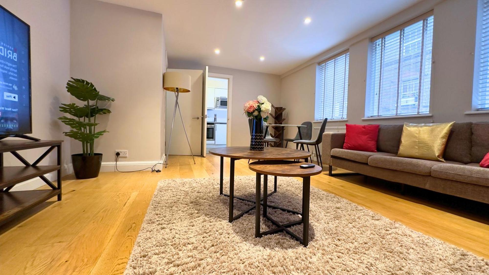 Apartment Kensington 2bed Stucco Bright Large High Ceilings - Luxurylondonstays *